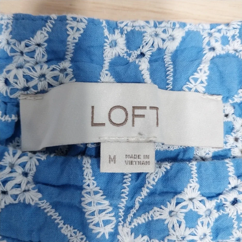 LOFT Women Top Eyelet Puff Sleeve Square Neck Size M Blue